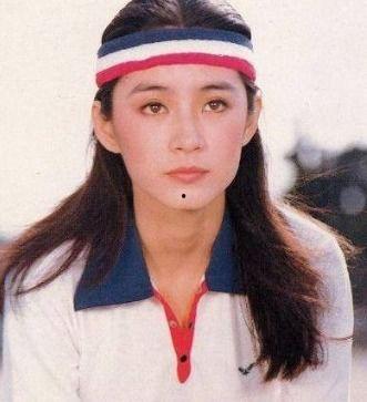 娱乐吃瓜女星找男艺人,吃瓜女星与男艺人之间的甜蜜纠葛