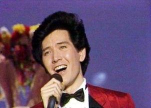 娱乐吃瓜人设崩塌了,吃瓜人设崩塌背后的真相揭秘